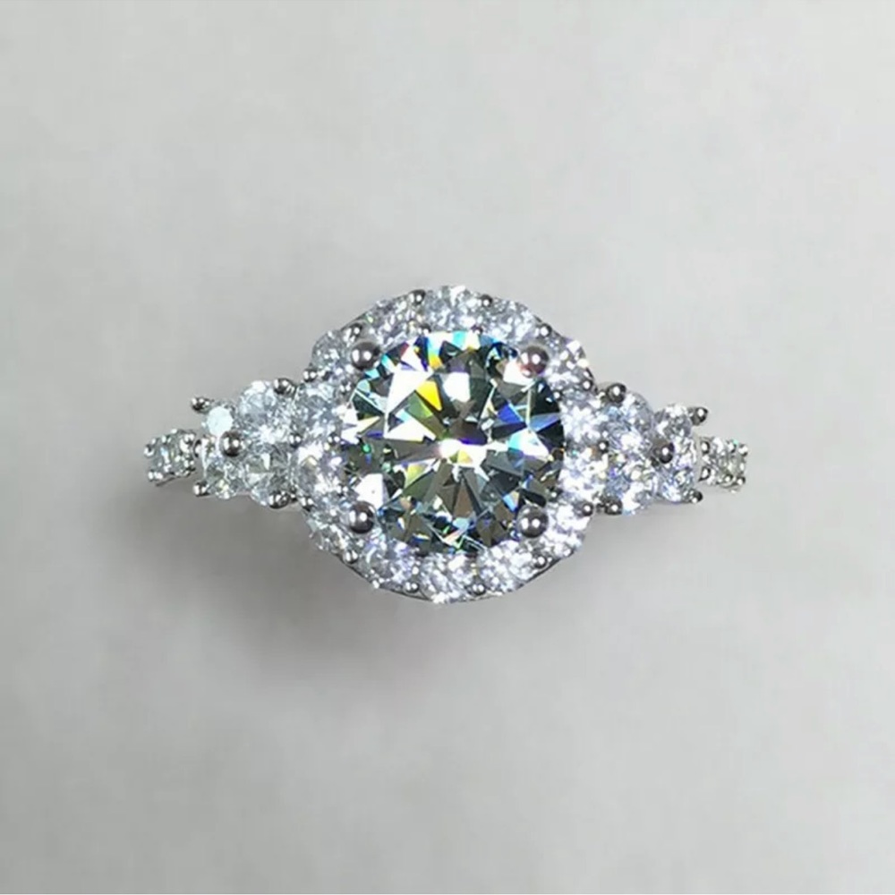 Women Jewelry Gorgeous Round Cut Cubic Zirconia Wedding 925 Silver Rings - Picture 3 of 4